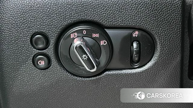 Mini Cooper 2024 Белый из Кореи, фото 5