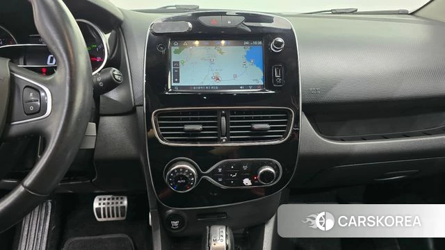Renault Korea (Samsung) Clio 2019 Красный из Кореи, фото 5