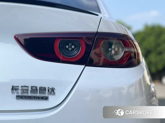 Mazda 3 2021 Белый из Китая, фото 5