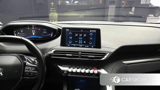 Peugeot 3008 second generation 2019 Белый из Кореи, фото 5