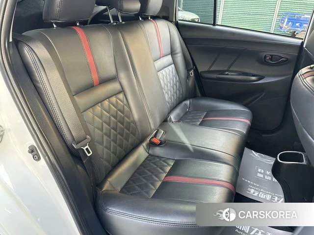 Toyota Yaris L 2021 Белый из Китая, фото 5