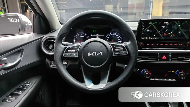 Kia The New K3 2nd generation 2022 Белый из Кореи, фото 5