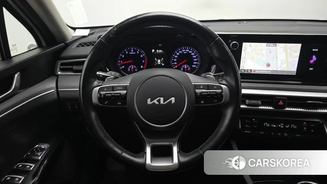 Kia K5 3rd generation 2022 Белый из Кореи, фото 5