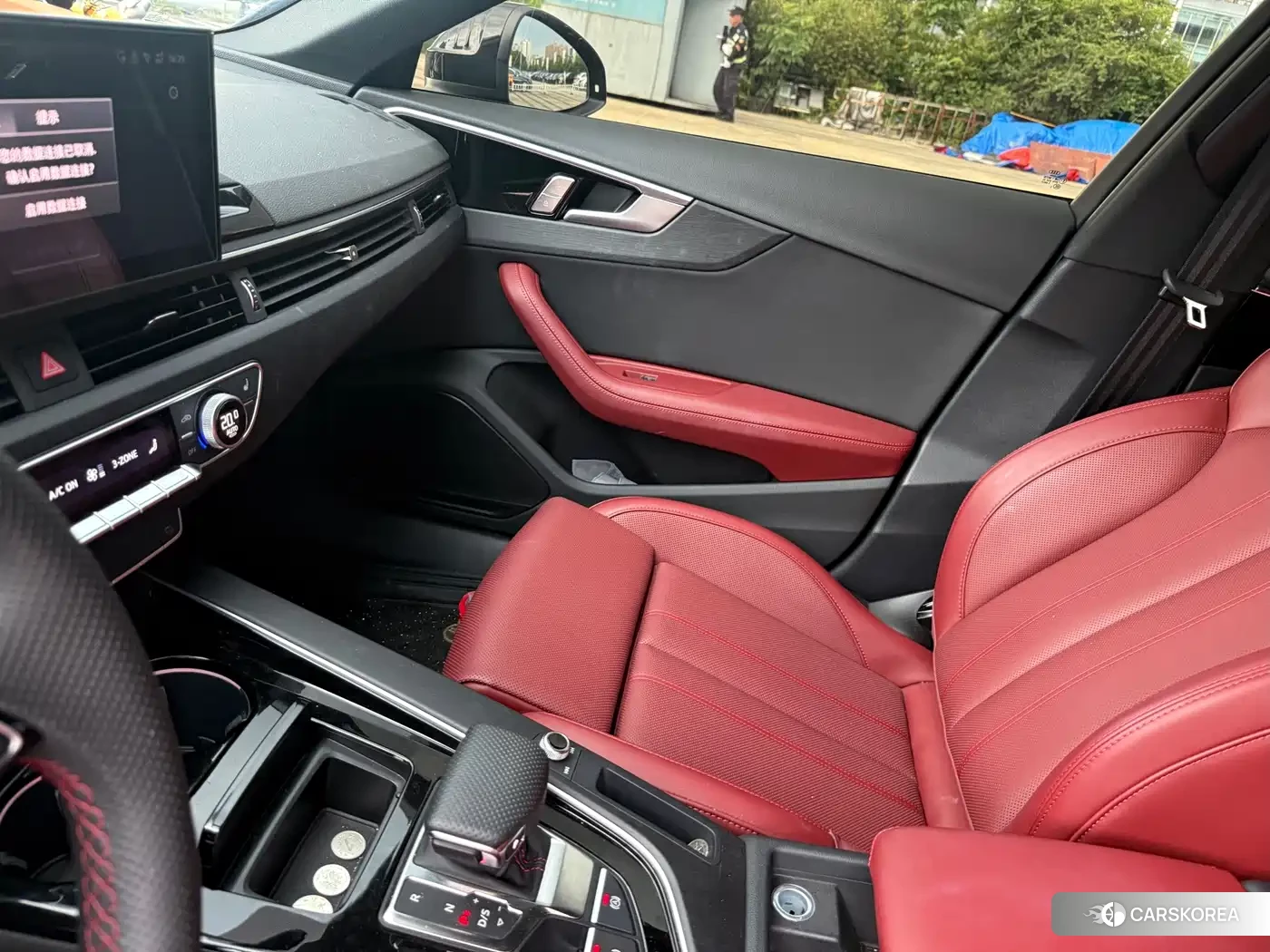 Audi A4L 2026 Silver/gray из Китая, фото 5