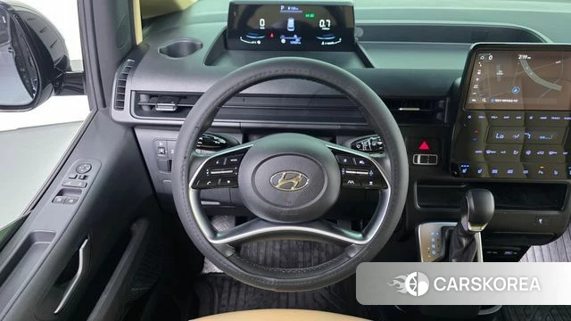Hyundai Staria 2022 Черный из Кореи, фото 5