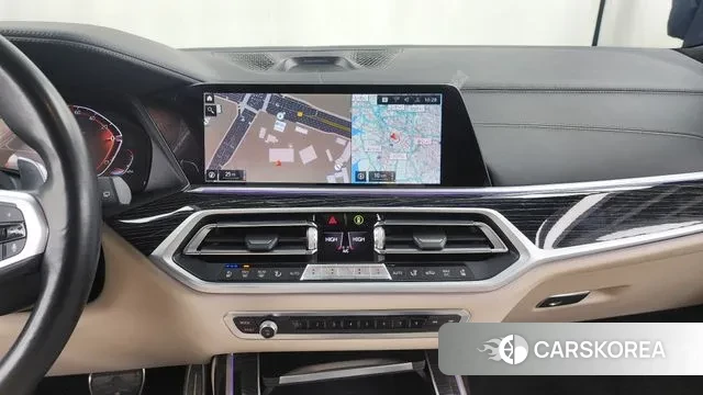 BMW X7 (G07) 2022 Белый из Кореи, фото 5