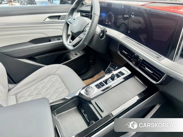 Volkswagen Tavendor 2023 Темно-серый из Китая, фото 5