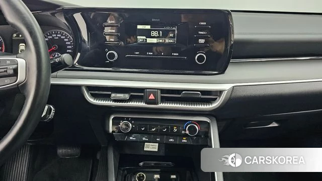 Kia K5 3rd generation 2022 Черный из Кореи, фото 5