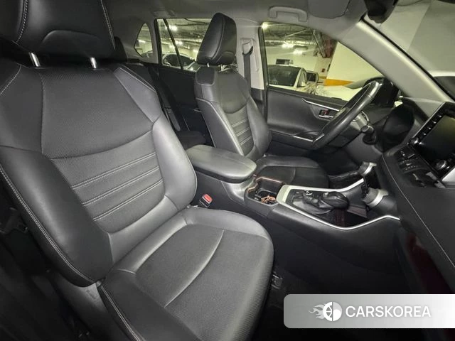Toyota RAV4 5th Generation 2022 Серый из Кореи, фото 5
