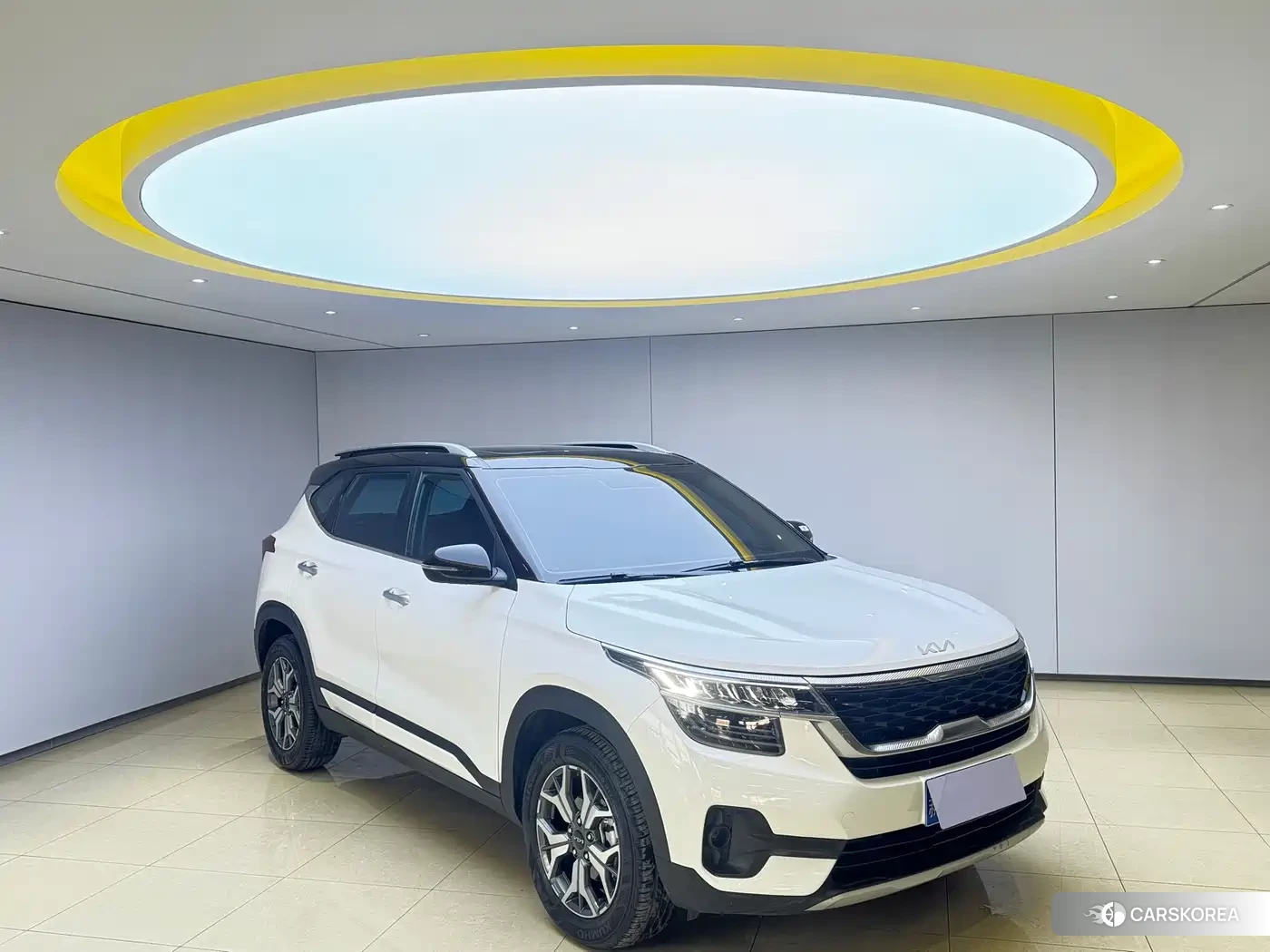 Kia KX3 2023 Белый из Китая, фото 5