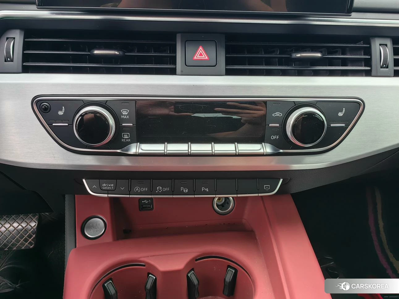 Audi A4L 2021 Темно-серый из Китая, фото 5