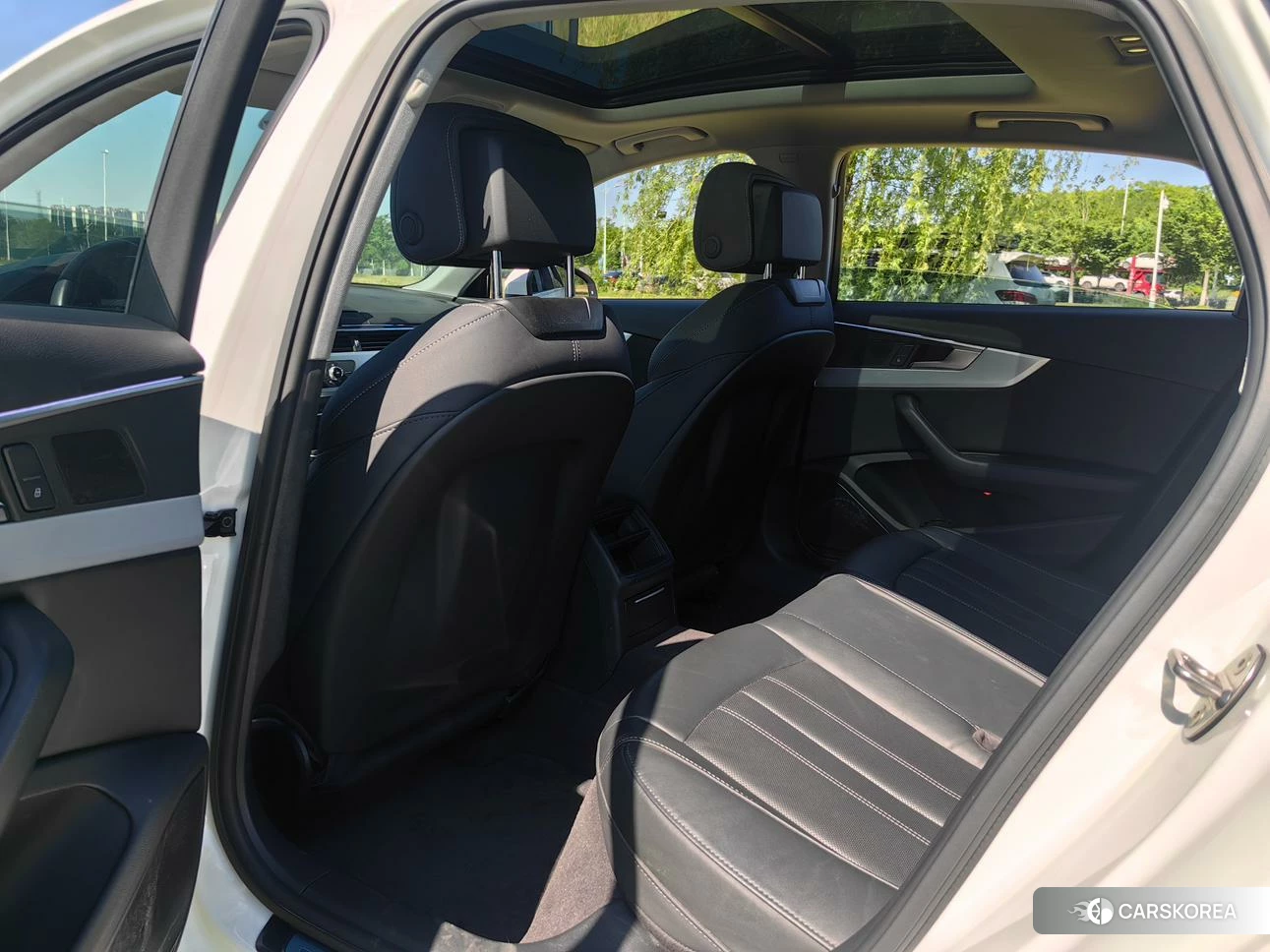 Audi A4L 2021 Белый из Китая, фото 5