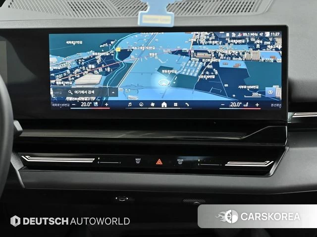 BMW 5 Series (G60) 2023 Белый из Кореи, фото 5