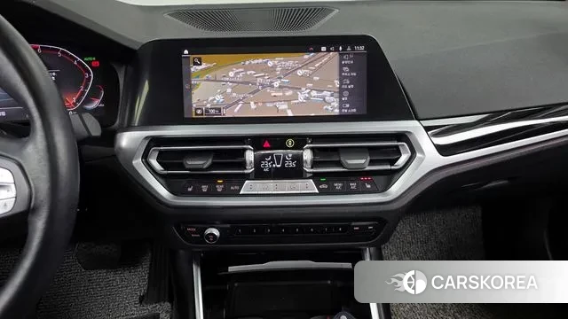 BMW 3 Series (G20) 2022 Черный из Кореи, фото 5