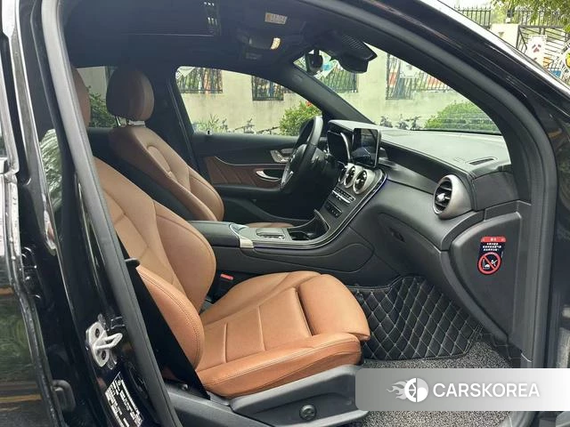 Mercedes-Benz GLC 2021 Черный из Китая, фото 5