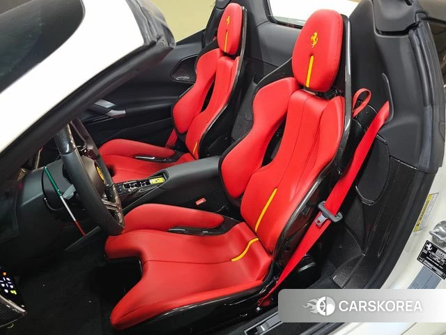 Ferrari SF90 Spider 2022 Жемчужный цвет из Кореи, фото 5