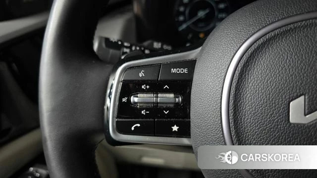 Kia Carnival 4th generation 2022 Белый из Кореи, фото 5