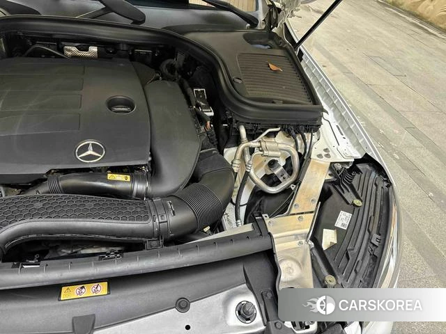 Mercedes-Benz GLC 2021 Белый из Китая, фото 5