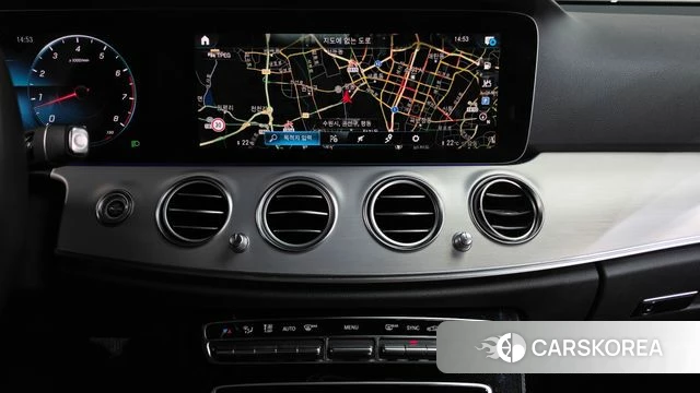 Mercedes-Benz E-Class W213 2021 Черный из Кореи, фото 5