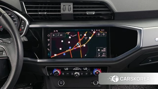 Audi Q3 (F3) 2024 Серый из Кореи, фото 5