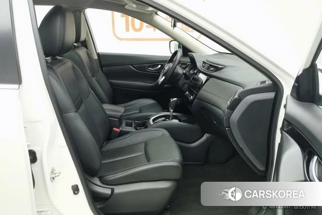 Nissan X-Trail 2021 Белый из Китая, фото 5