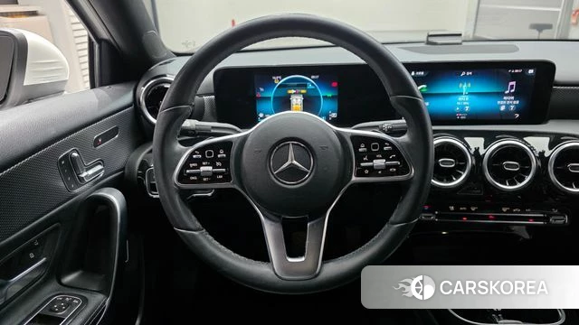Mercedes-Benz A-Class W177 2021 Белый из Кореи, фото 5