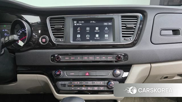Kia The New Carnival 2019 Белый из Кореи, фото 5