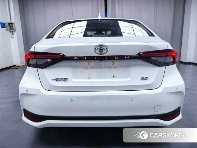 Toyota Allion 2023 Белый из Китая, фото 5