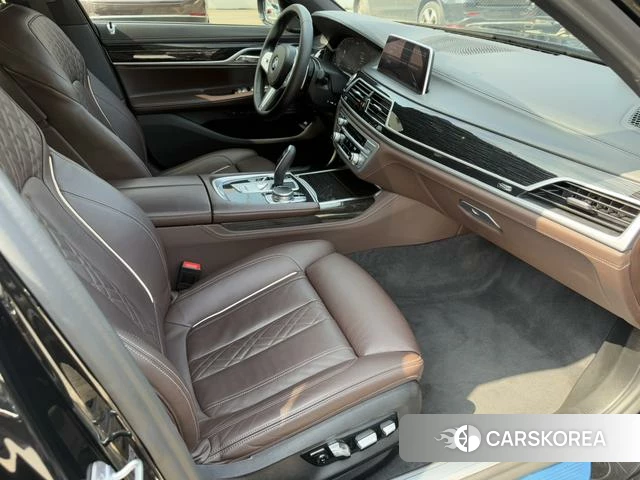 BMW 7 series 2020 Черный из Китая, фото 5