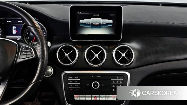 Mercedes-Benz GLA-Class X156 2018 Белый из Кореи, фото 5