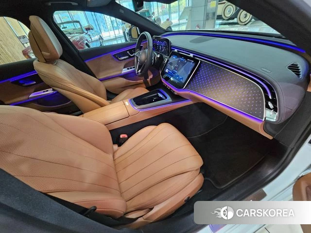 Mercedes-Benz E-Class W214 2024 Белый из Кореи, фото 5