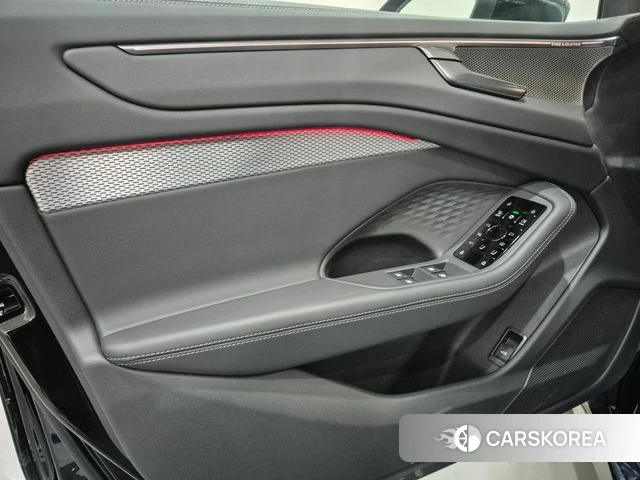 Audi A6 (C9) 2026 Черный из Кореи, фото 5