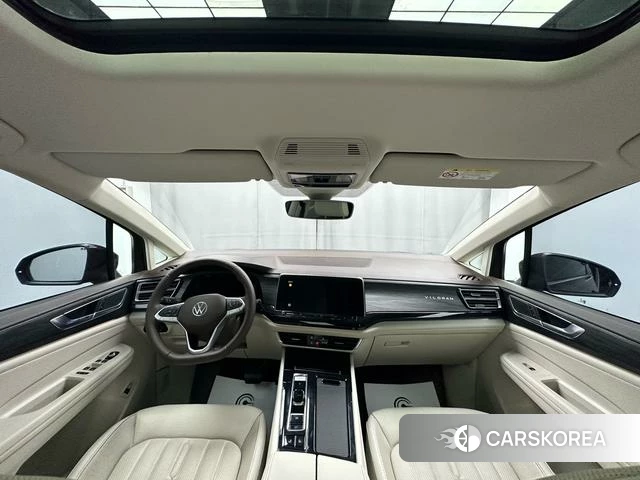 Volkswagen Viloran 2023 Красный из Китая, фото 5