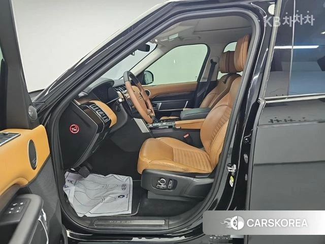 Land Rover Discovery 5 2020 Черный из Кореи, фото 5