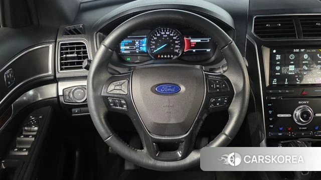 Ford Explorer 2018 Белый из Кореи, фото 5