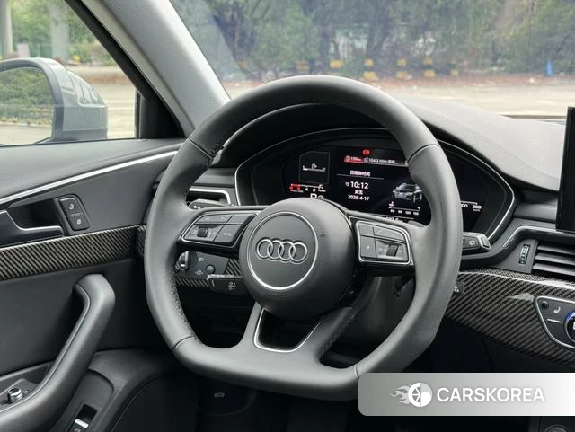 Audi A4L 2022 Темно-серый из Китая, фото 5