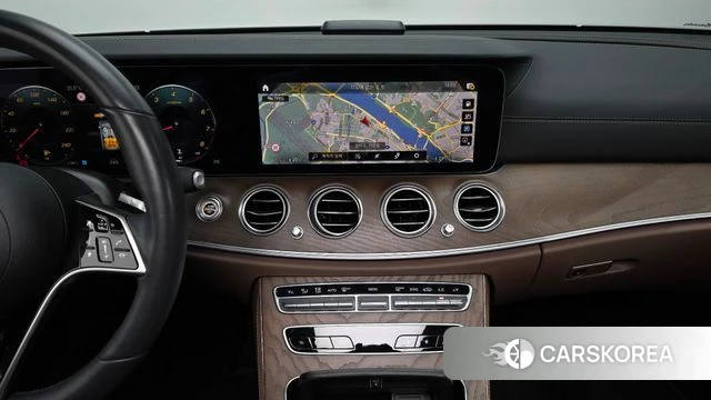 Mercedes-Benz E-Class W213 2022 Черный из Кореи, фото 5