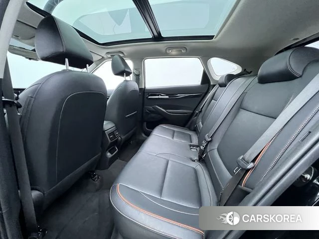 Kia Seltos 2024 Черный из Китая, фото 5