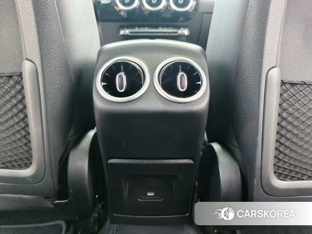 Mercedes-Benz A-Class 2023 Белый из Китая, фото 5