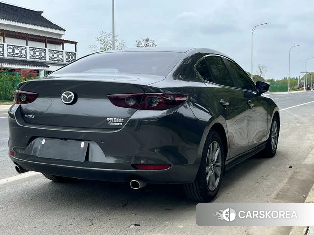 Mazda 3 2021 Черный из Китая, фото 5