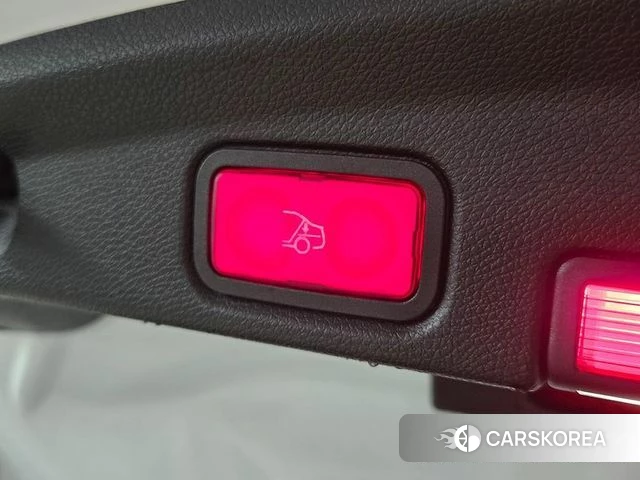 Mercedes-Benz E-Class W213 2018 Белый из Кореи, фото 5