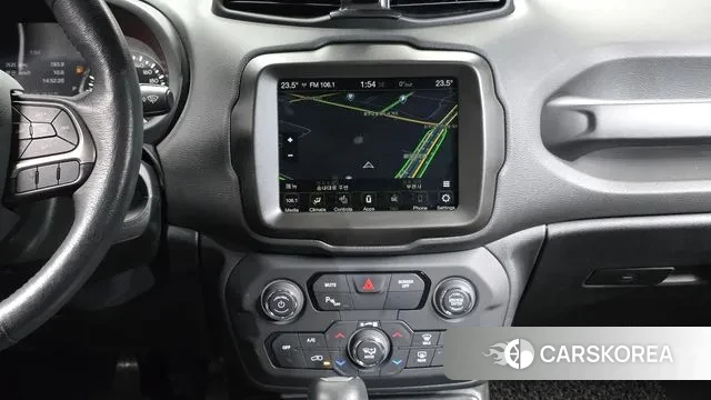 Jeep Renegade 2022 Белый из Кореи, фото 5