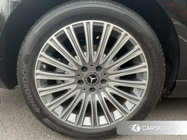 Mercedes-Benz E-Class 2023 Черный из Китая, фото 5