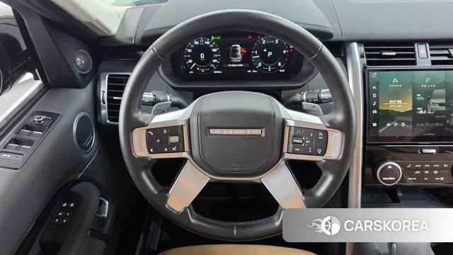 Land Rover Discovery 5 2021 Черный из Кореи, фото 5