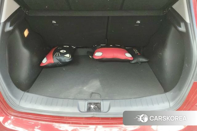 Nissan Tiida 2021 Красный из Китая, фото 5