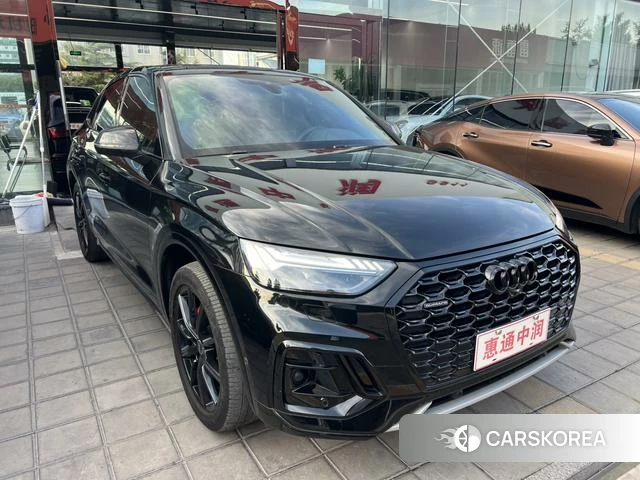 Audi Q5L 2022 Черный из Китая, фото 5