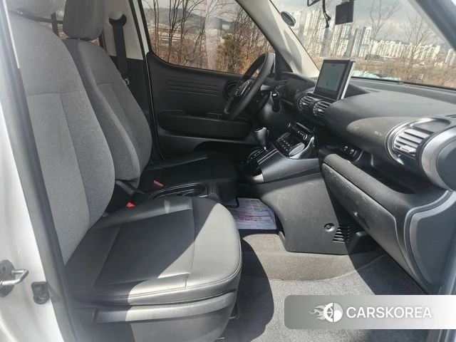 Hyundai Casper 2023 Белый из Кореи, фото 5