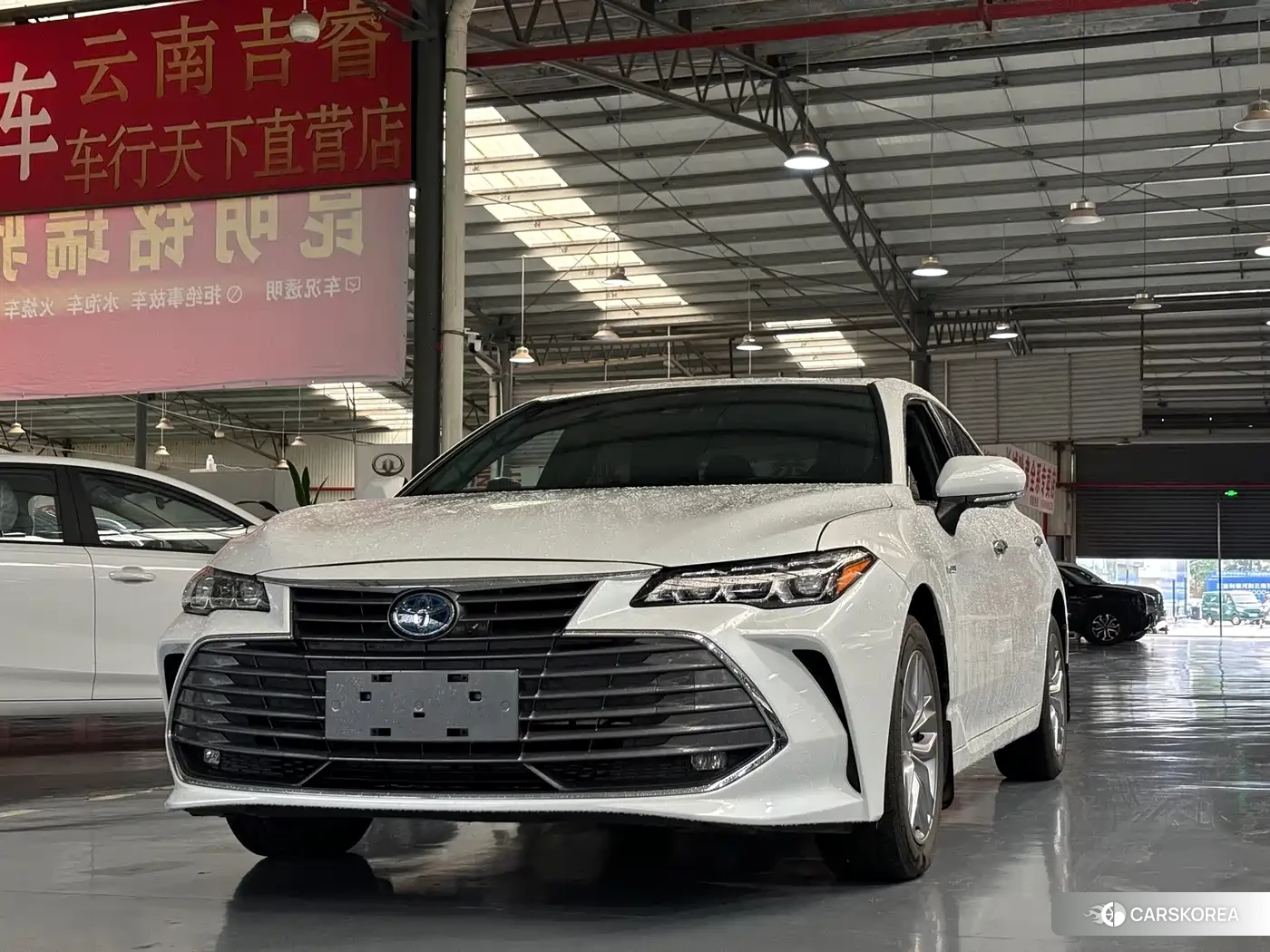 Toyota Avalon 2021 Белый из Китая, фото 5