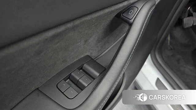 Tesla Model Y 2022 Белый из Кореи, фото 5