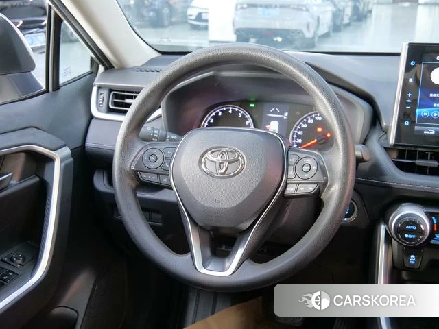 Toyota Wildlander 2021 Серебристо-серый из Китая, фото 5